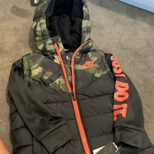 Nike vest with attached sleeves!